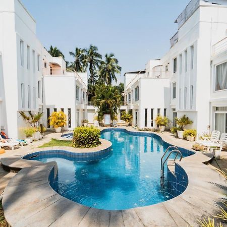 Villa M - Jia 3- 3Bhk In Candolim, Pool Facing, Near Beach, Breakfast Included Exterior foto